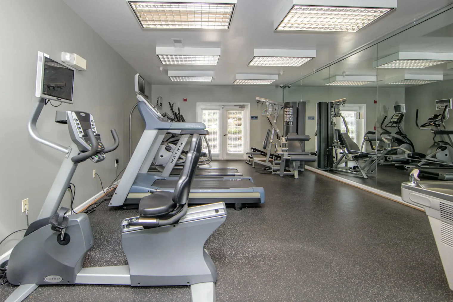 553 settlers landing road 5 of 70 min scaled 1